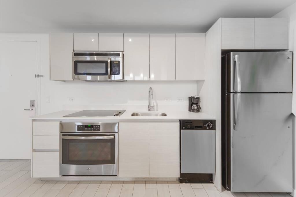 Cozy 1Br Condo Beachwalk Resort Plaja Hallandale Exterior foto